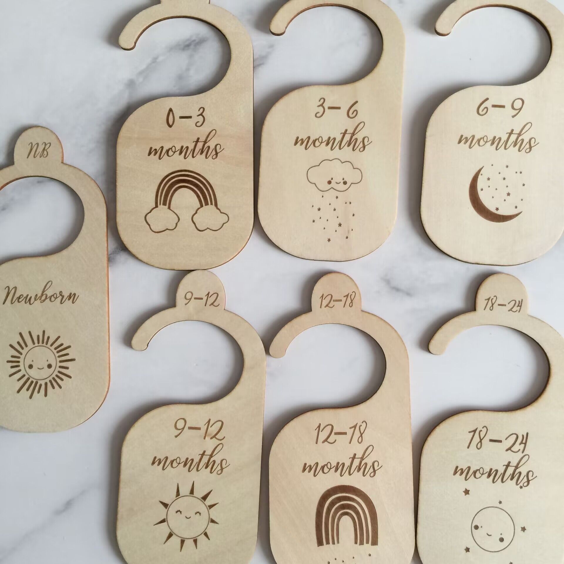 Houten babykast maatverdeler o - Baby Clothing Hanger Dividers recensie en prijs
